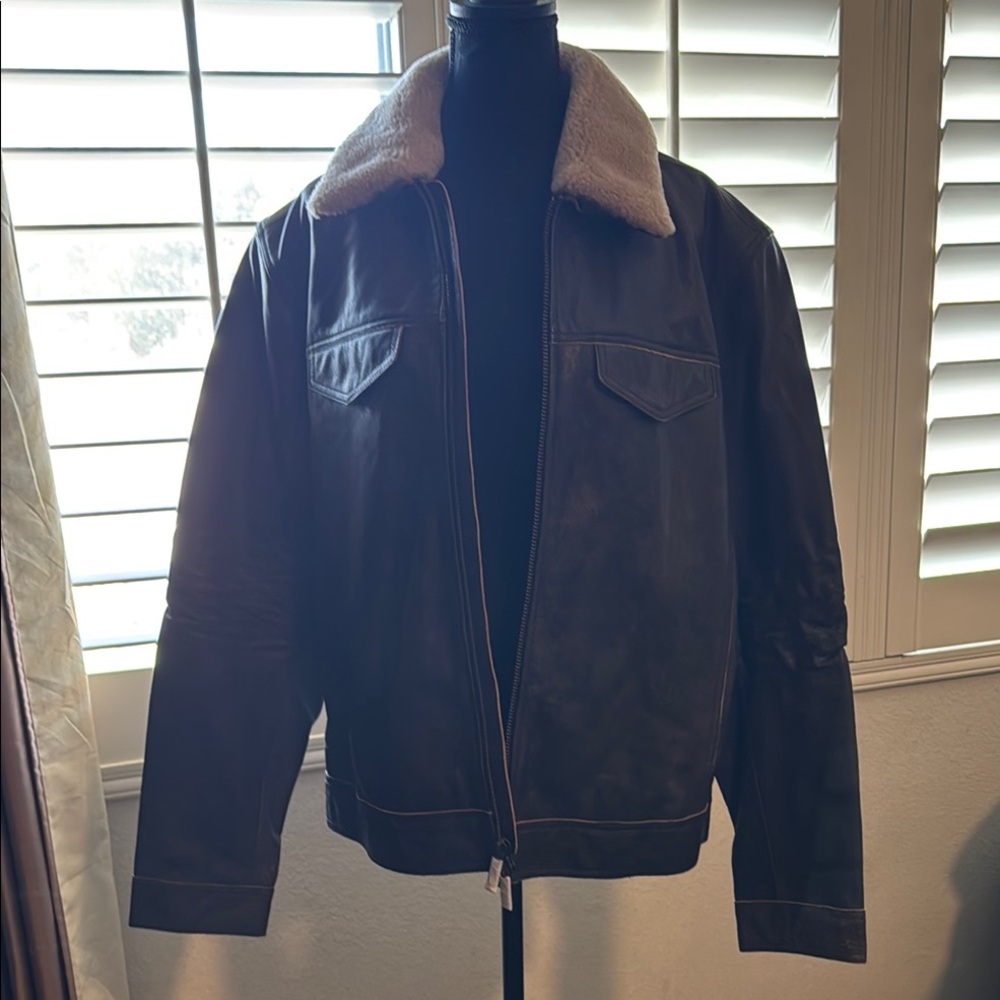 John Varvatos Men's Black Leather bomber Jacket with removable Shearling Collar